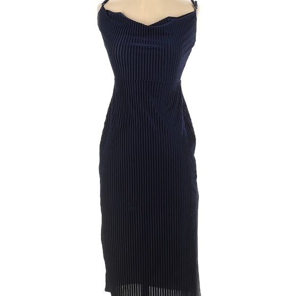 House of Harlow 1960 X Revolve - Picture 1 of 3